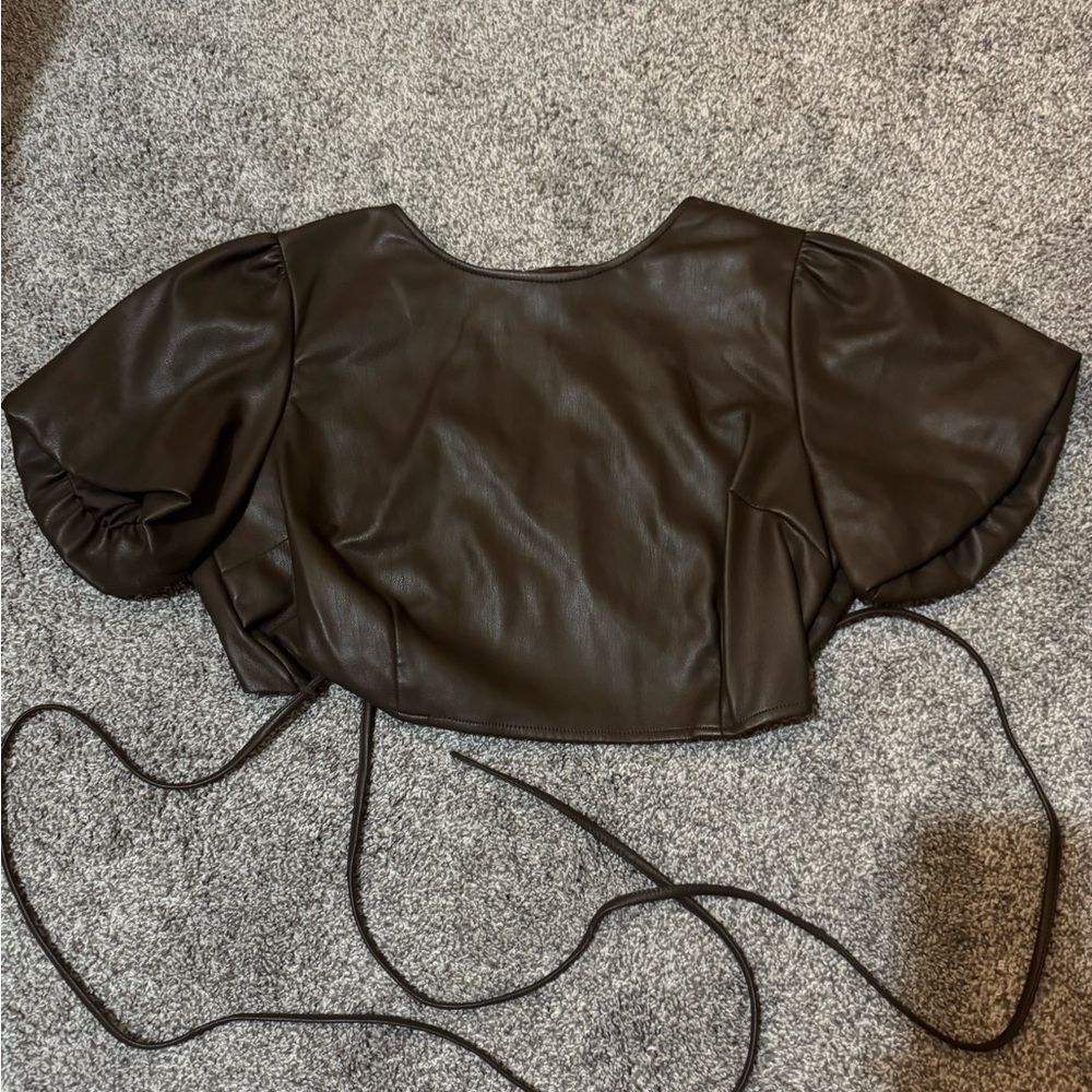 LeatherBrown Puff Sleeve Crop Top